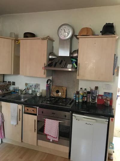 One bedroom converted flat Main Photo