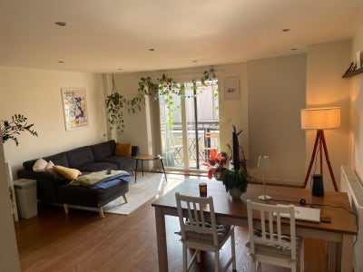 2 Bedroom in Hackney for 12 Month Sublet Main Photo