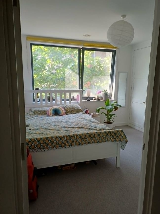 Large double room in Mile End/Bow Main Photo