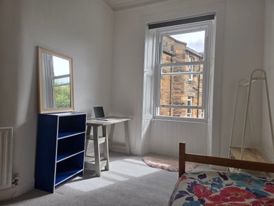 Spare Bedroom in Two Bedroom Flat Main Photo