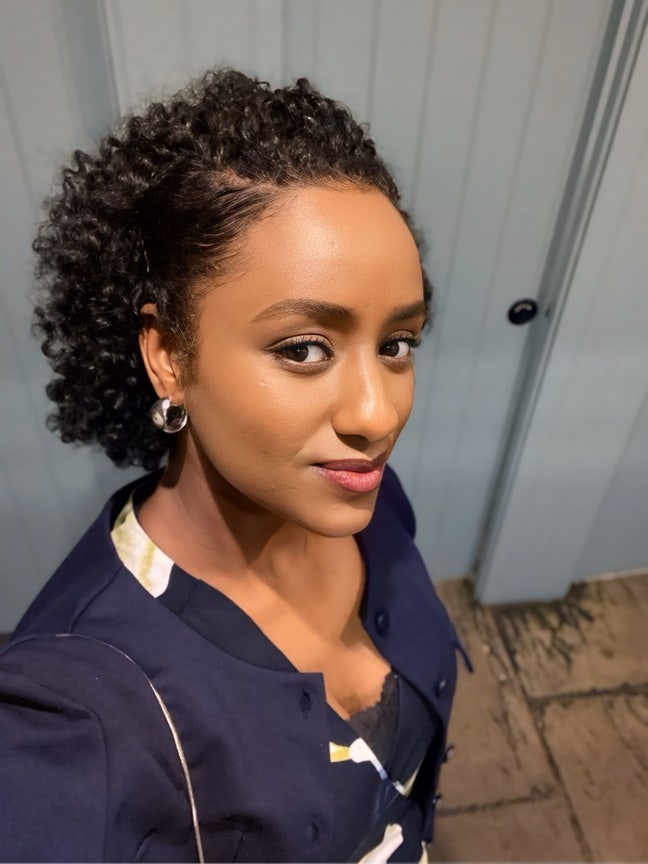 Professional Female seeks a room Main Photo