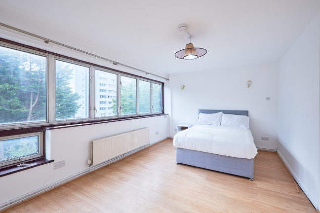 Bright & Spacious rooms | 15 min to Liverpool St Main Photo