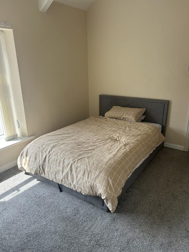 Double room to rent Main Photo