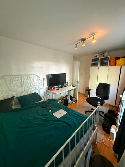 Lovely Single Walking Distance  Paddington Main Photo