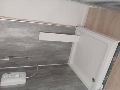 Bright and spacious one bedroom en-suite room  Main Photo