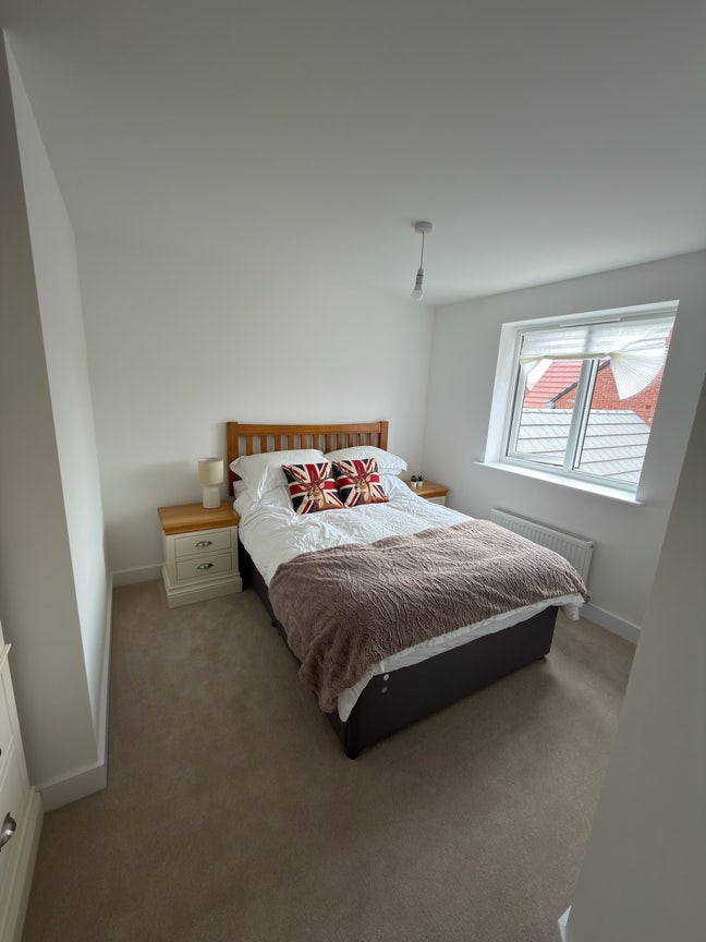 Double Room in modern house Main Photo