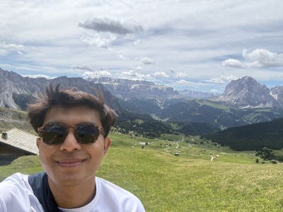 Professional Male seeks a double room Main Photo
