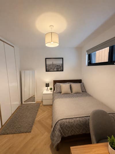 Double Room | Own Bathroom | Cat-friendly home Main Photo