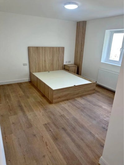 1-bedroom flat is available for rent in - UB4 8HB Main Photo