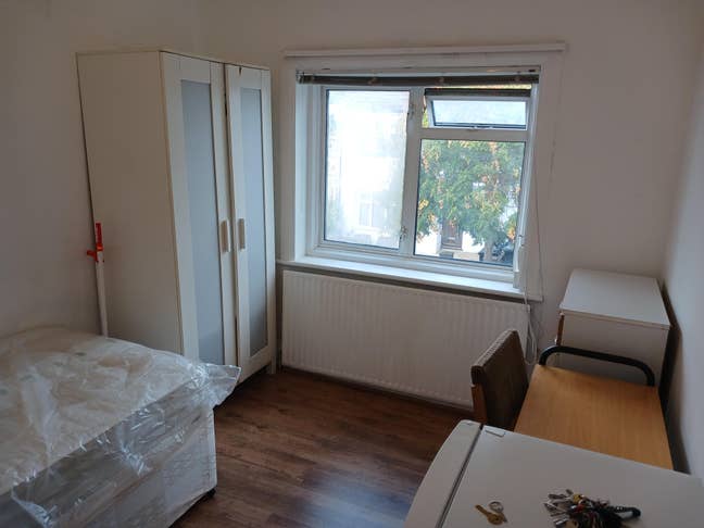 Single Room for One Person+Shower and Toilet Main Photo