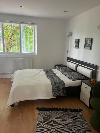 Private room with kitchen,bathroom & balcony  Main Photo