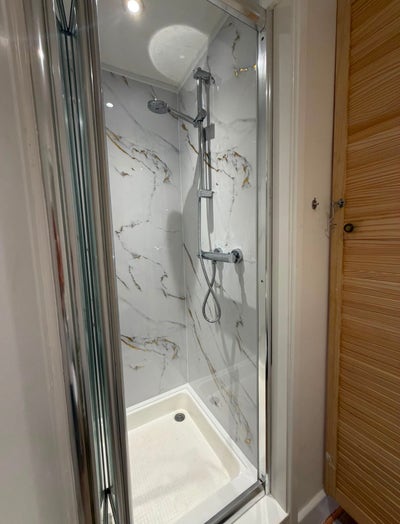Room to Rent – Fantastic Location! Main Photo