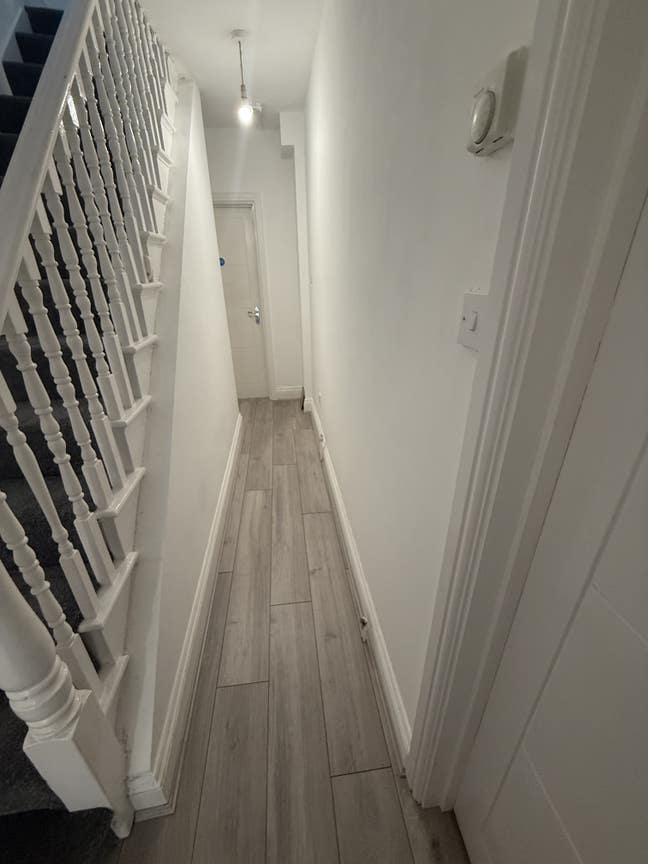 Single and Double Rooms to Let. Main Photo