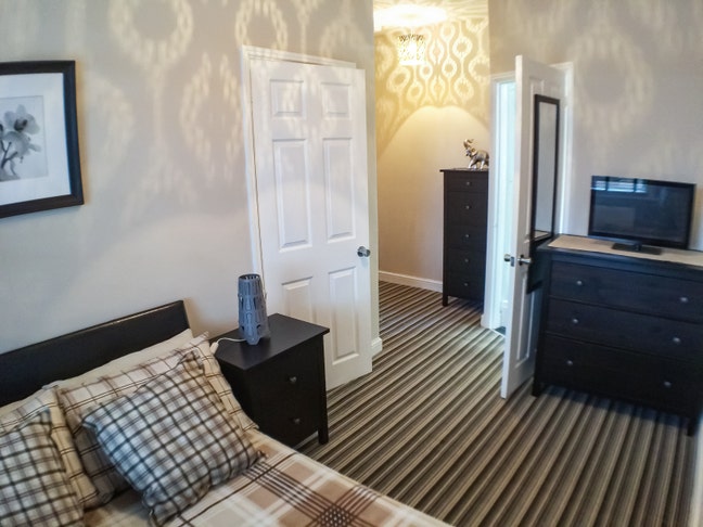 Quality Ensuite Room near Eastbourne Town Centre Main Photo