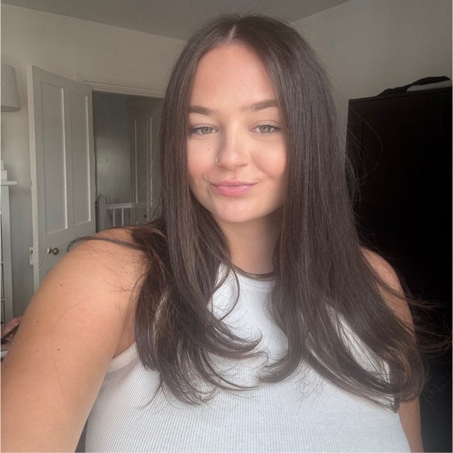 Hey I’m Bessie. I’m 25 and professional i... Main Photo