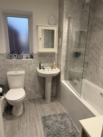 Room for rent.  Main Photo
