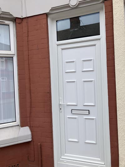 2 Bed house for rent. Full interior refurbishment  Main Photo