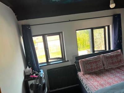 Double Bedroom with Fully Furnished House Main Photo