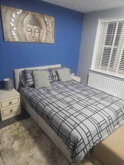 Large double room to rent Main Photo