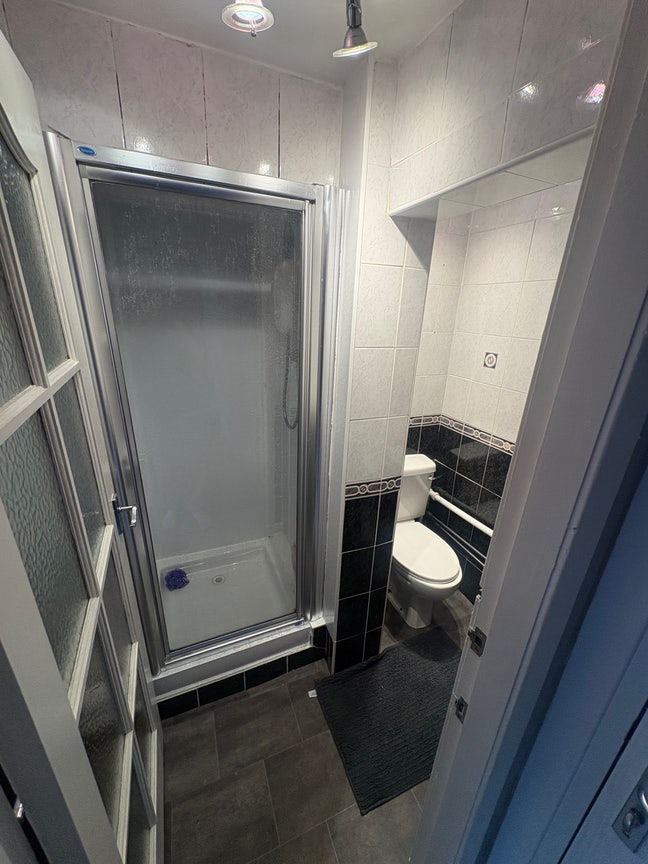 Small single room right next to haymarket  Main Photo