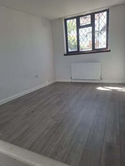 Double room in Thorthon heath  Main Photo