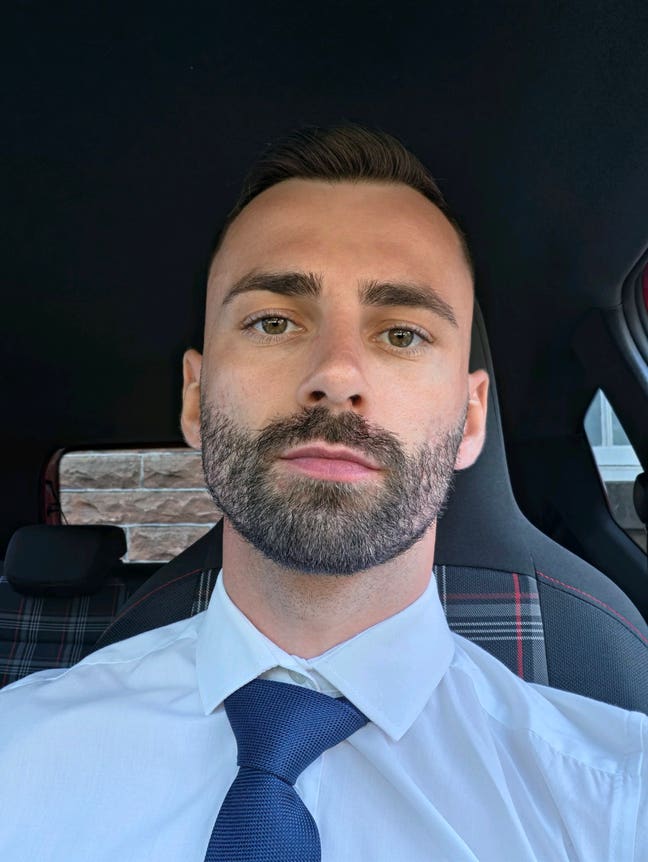 Professional  Main Photo
