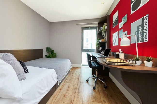 Bronze Studio at Dashwood Studios – &pound;375/week Main Photo