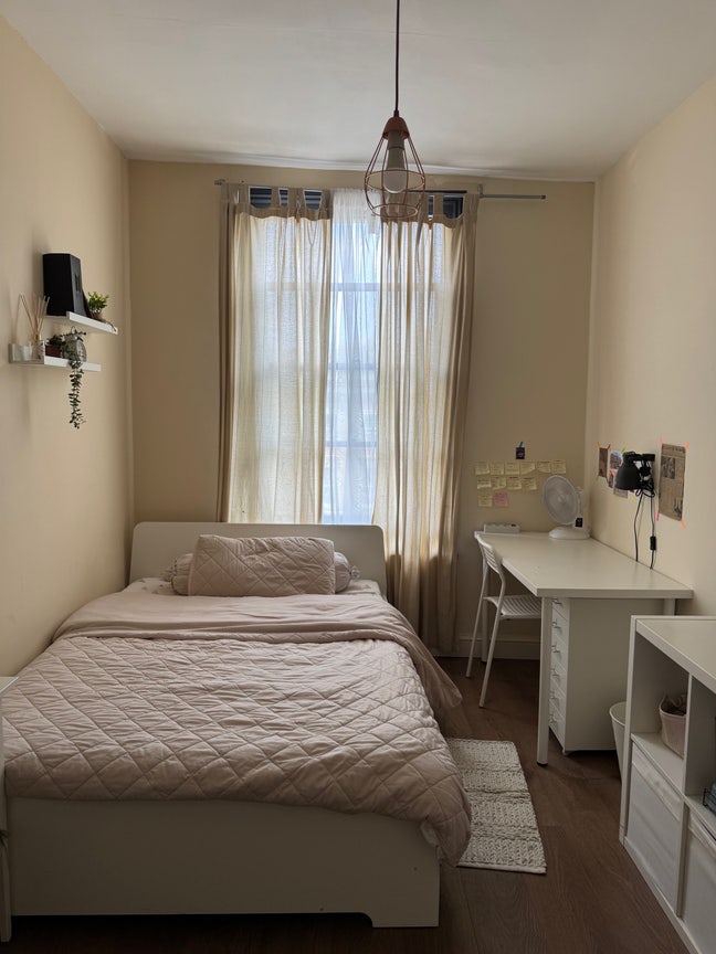 Sublet 27 ags-3 sept one double room Islington Main Photo