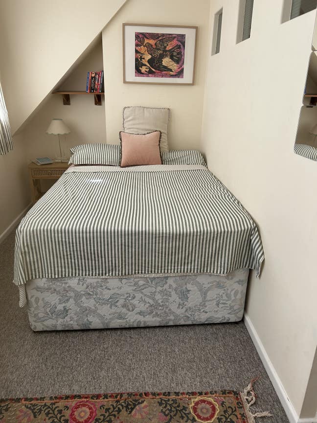 Room with a View. - Royal Crescent, family home Main Photo