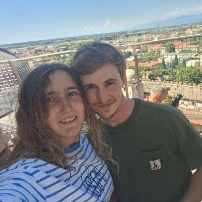 Looking for room or buddy ups :) Main Photo