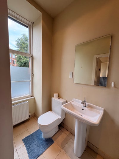 Double room with en suite Main Photo