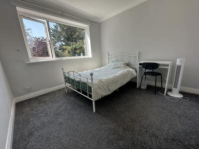 Spacious Double Room  Main Photo