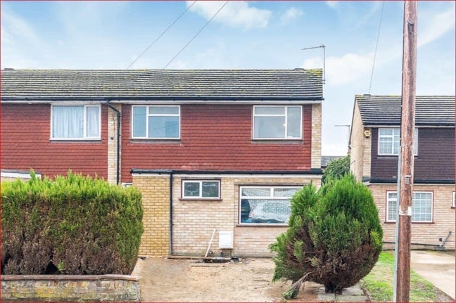 Large ensuite rooms in quiet residential road Main Photo