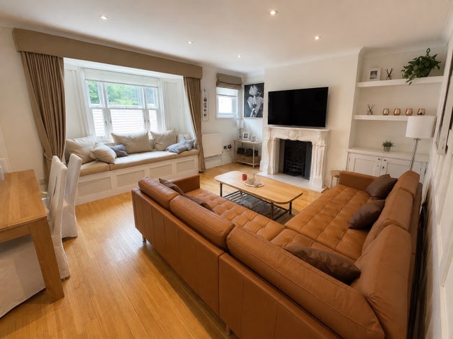 Two double rooms, 2 mins from Fulham Broadway  Main Photo