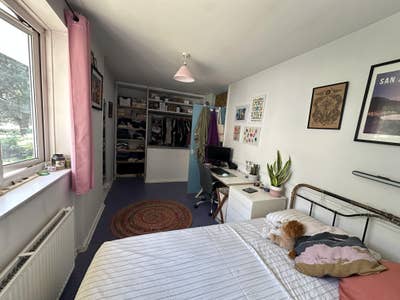 Double room for a couple in queer Canonbury flat Main Photo