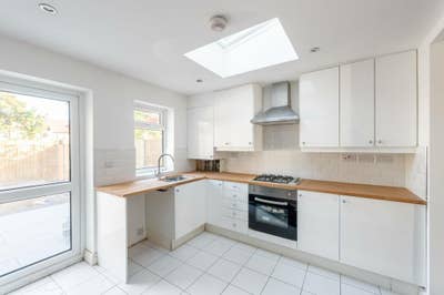 Exceptional 4-Bedroom House | 3 Bathrooms | Study Main Photo