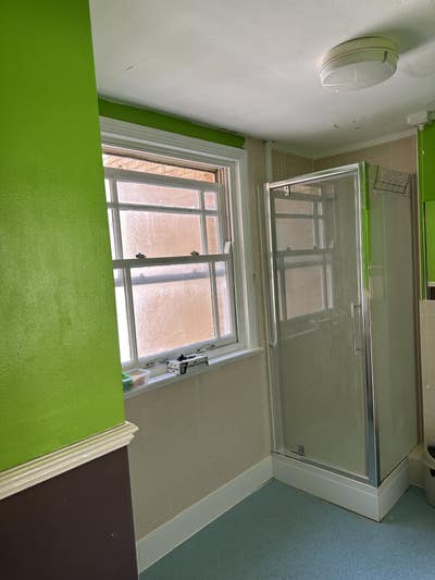Room for house share 650 bills included in kentish Main Photo