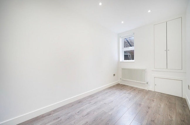 North London 2 bed with large garden! Main Photo