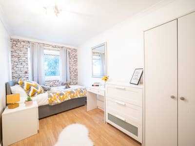 *Luxury Double Room- 5 mins walk from city centre* Main Photo