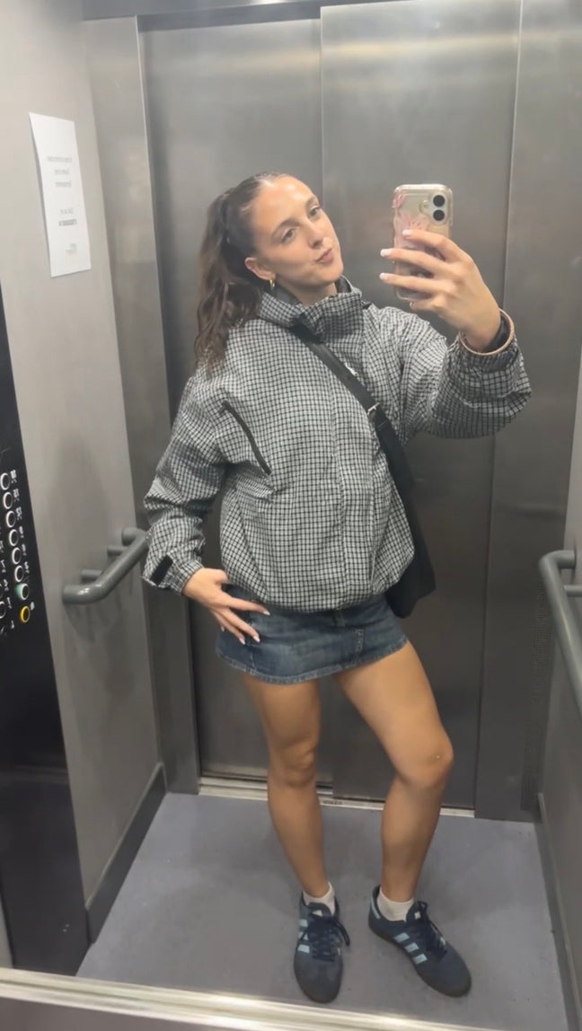 Looking for a room preferably in East London!! 🏠   Main Photo