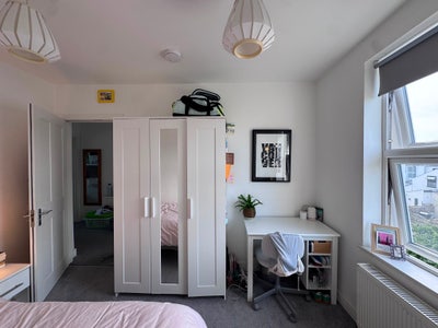 Double Room in Townhouse near Hove Station  Main Photo