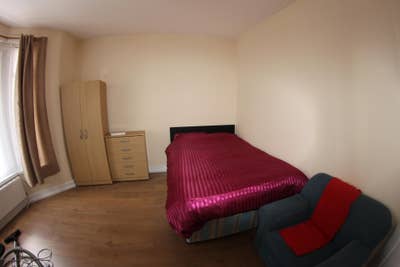 Claude Rd - Double Room Upton Park  Main Photo