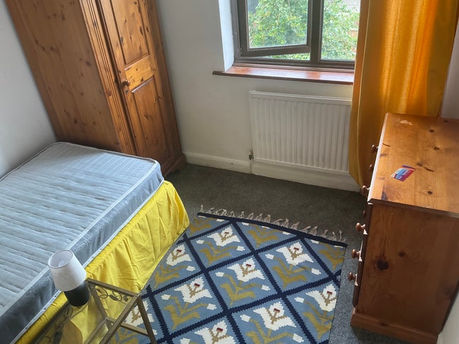 Smart Single great location Handbridge CH47EF Main Photo