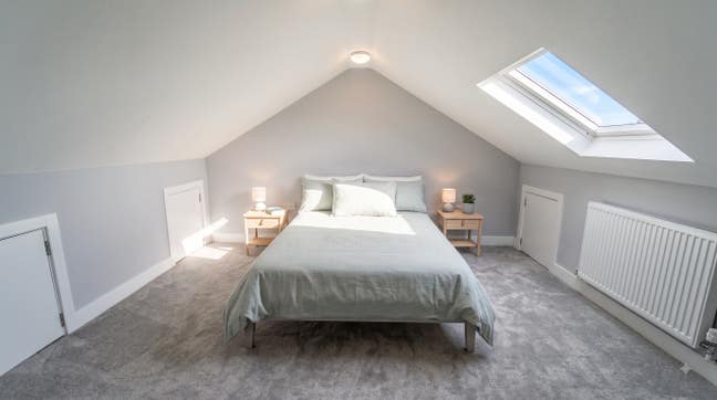 Beautiful 4 Bed Cottage Home | Highfield SO17  Main Photo