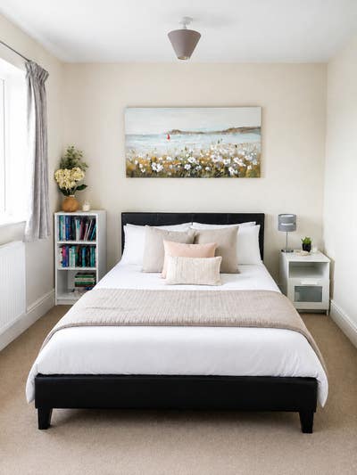 En-Suite Double, All Bills Inc, Female Pro House  Main Photo