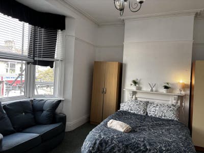 Huge Double • No Deposit • Lewes Rd • Bills Inc Main Photo
