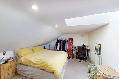 Large double room in Islington ✨ Main Photo