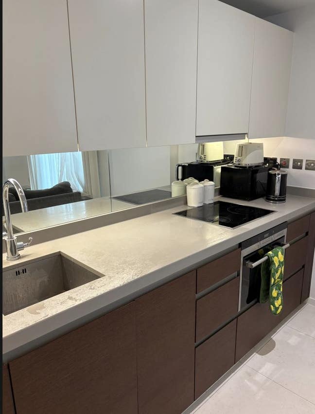 Perfect Luxury  Room in Canary Wharf, Bills Inc! Main Photo