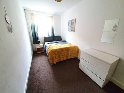Studio in Dudley Town Centre  Main Photo