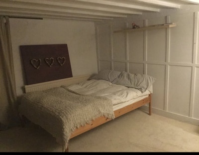 Large double room with ensuite  Main Photo